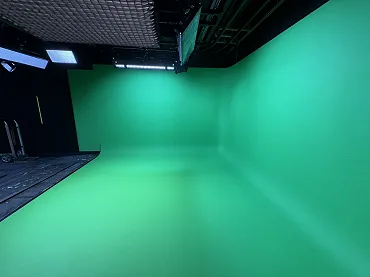 Green Screen Cyclorama Wall Installation - London